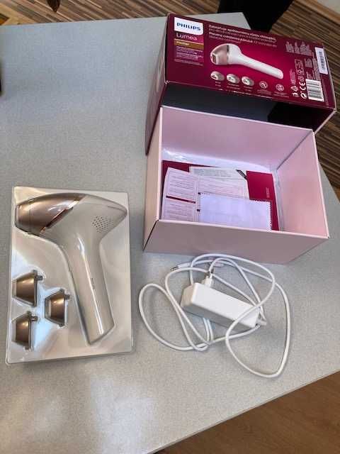 Epilator IPL Philips Lumea Prestige BRI956/00