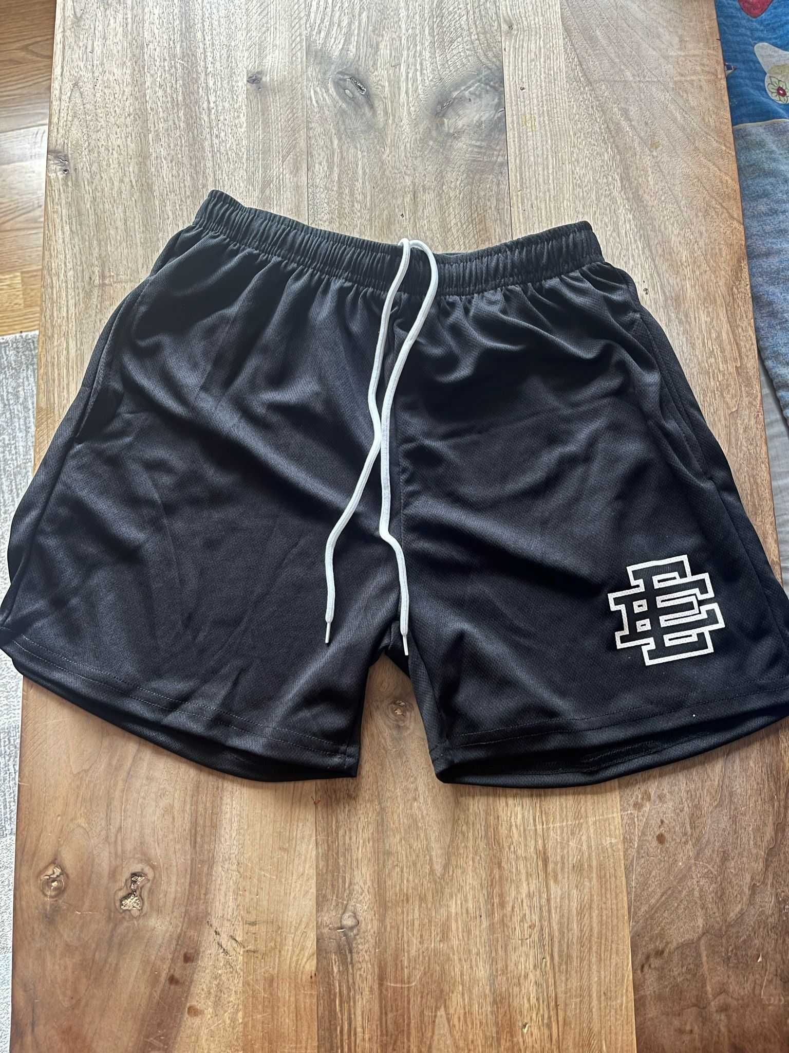 *OFERTA* Pantaloni Scurti / Shorts ERIC EMMANUEL