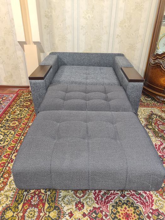 Продам дешево раскладное кресло-кровать . Состояние как новый.