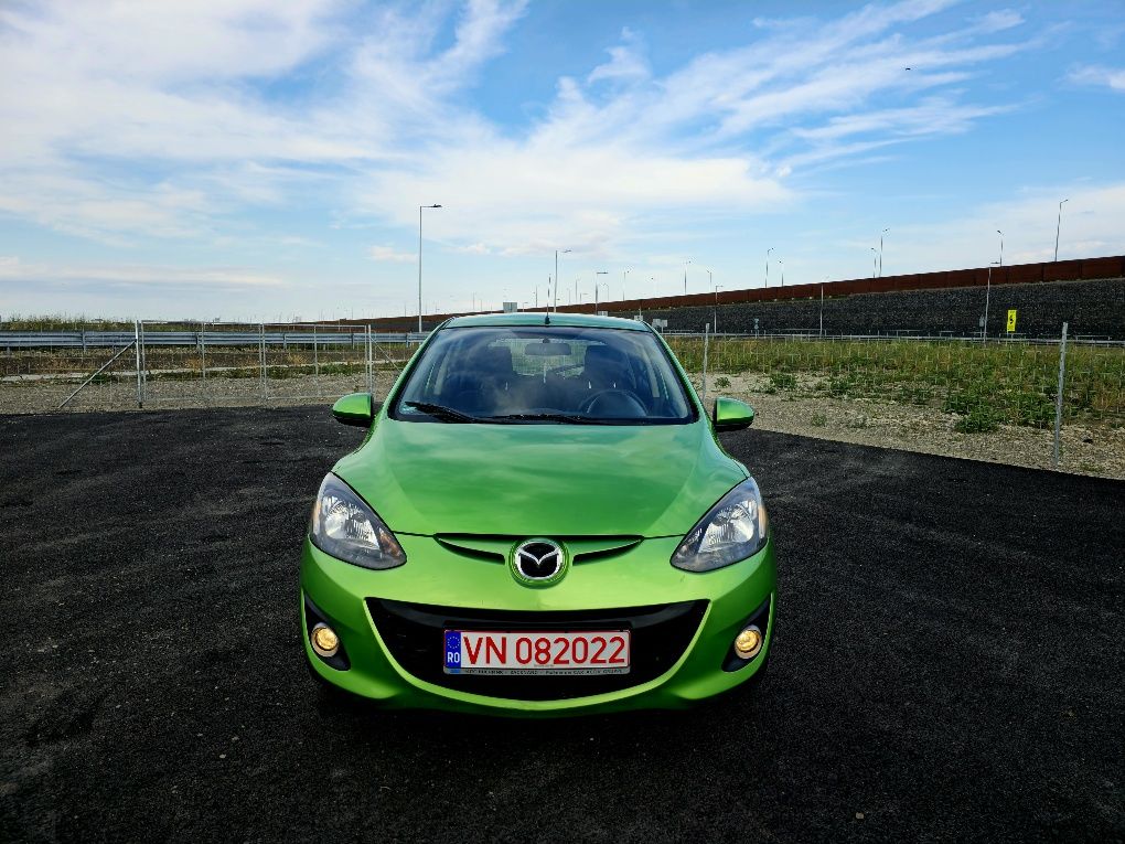 Mazda 2  Benzina Euro 5 import germania