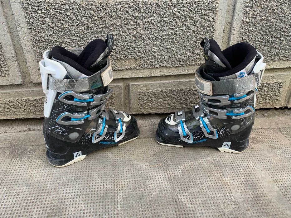 Clapari ski schi Fischer marime EUR:36.5 Mondo:23.5 273mm