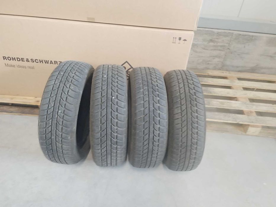 Зимни гуми 195/65/15 KINGSTAR SW40 RADIAL