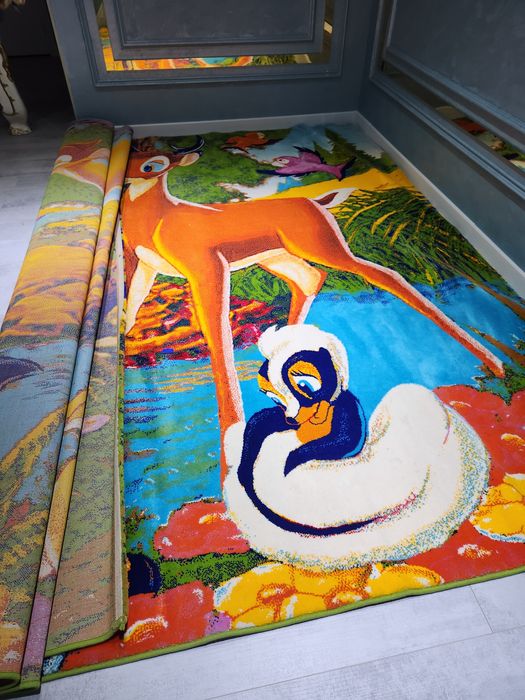 Продаётся детский ковёр бемби