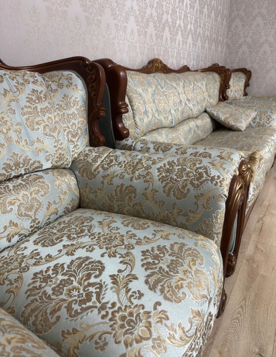 Диван от Потьютков