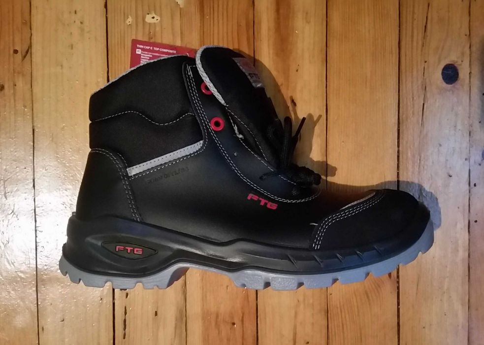 Нови Италянски мъжки обувки . Естествена кожа .