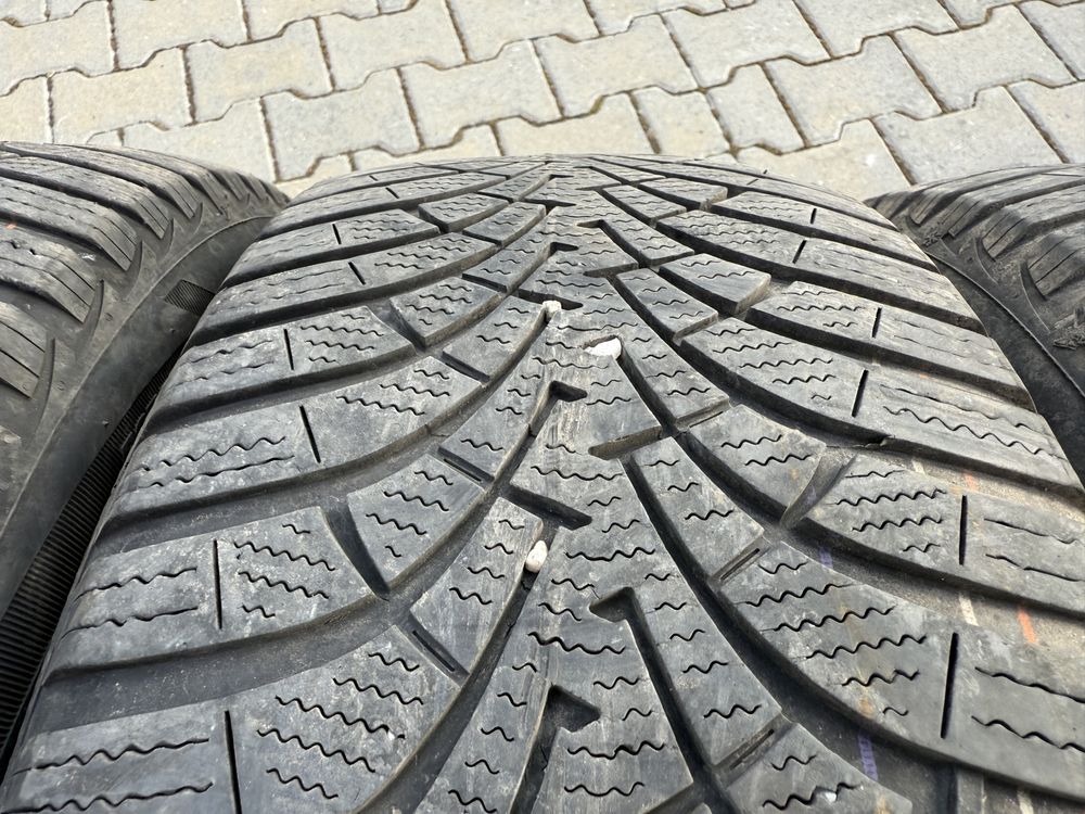 4бр. Зимни Гуми 205/55R/16 -GOOD YEAR- DOT:3816- 5,2мм. + 4,4мм.