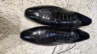 Продам мужские чёрные туфли