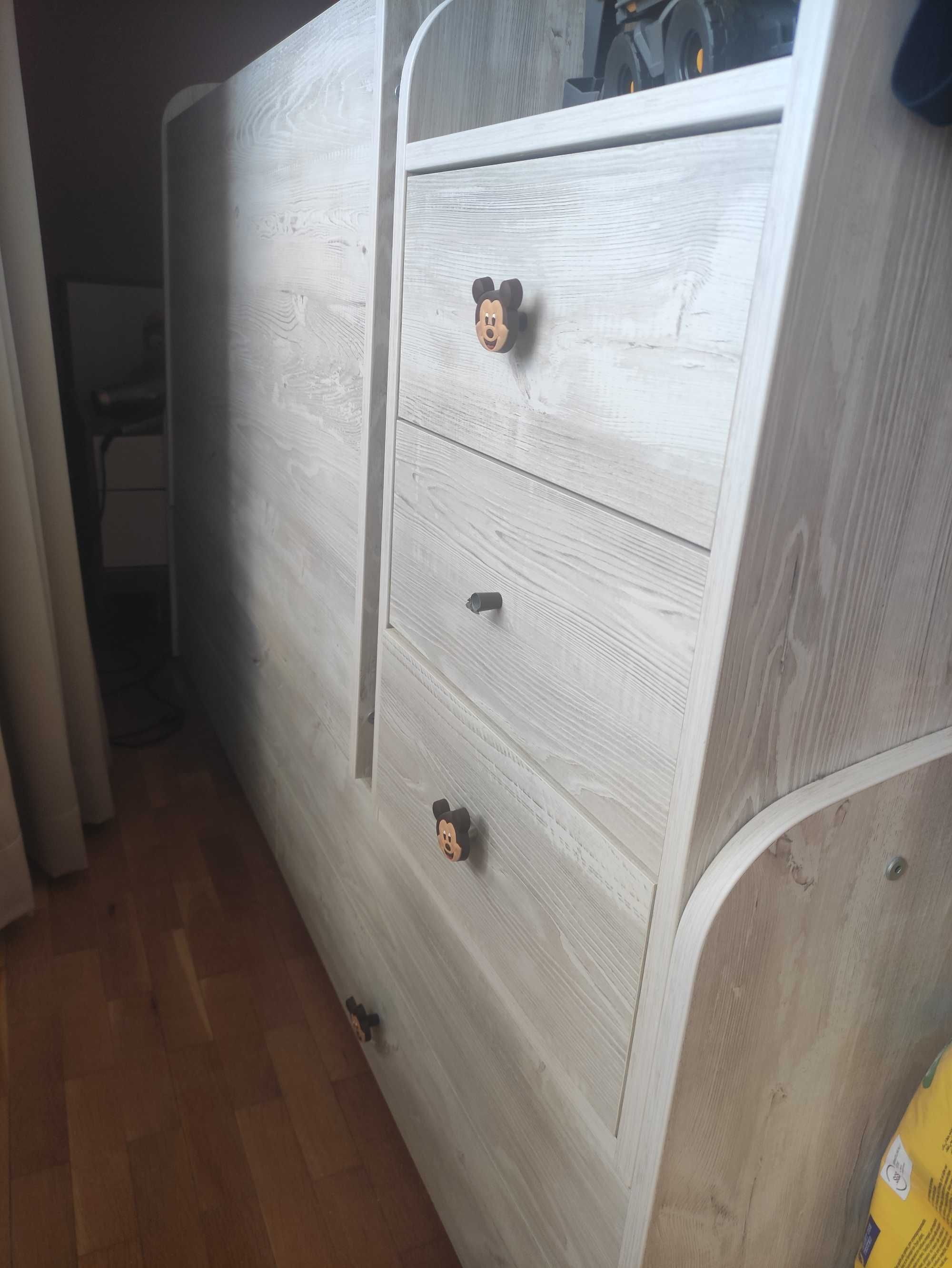 Детско дървено легло