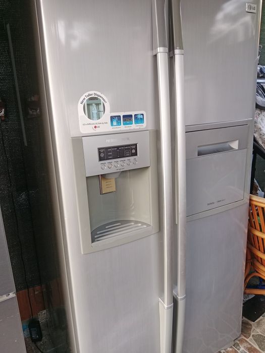 Vând frigider și congelator LG