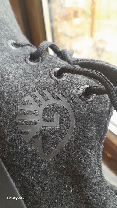 Adidași lână nr 43
