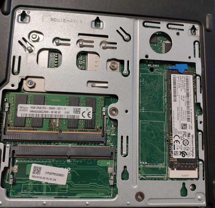 Lenovo ThinkCentre M70Q Gen 2 Tiny i5-10500T 16GB 512GB ssd M2