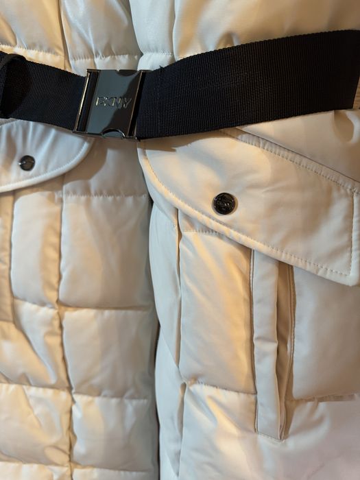 Geaca lunga DKNY noua