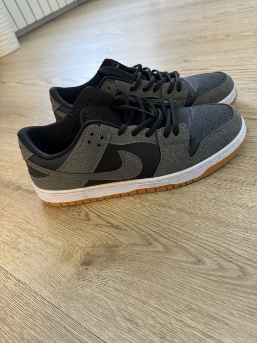 Продам кроссовки Nike.
