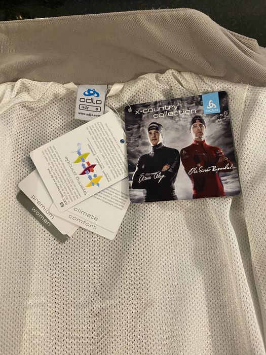 Geaca Odlo dama, noua