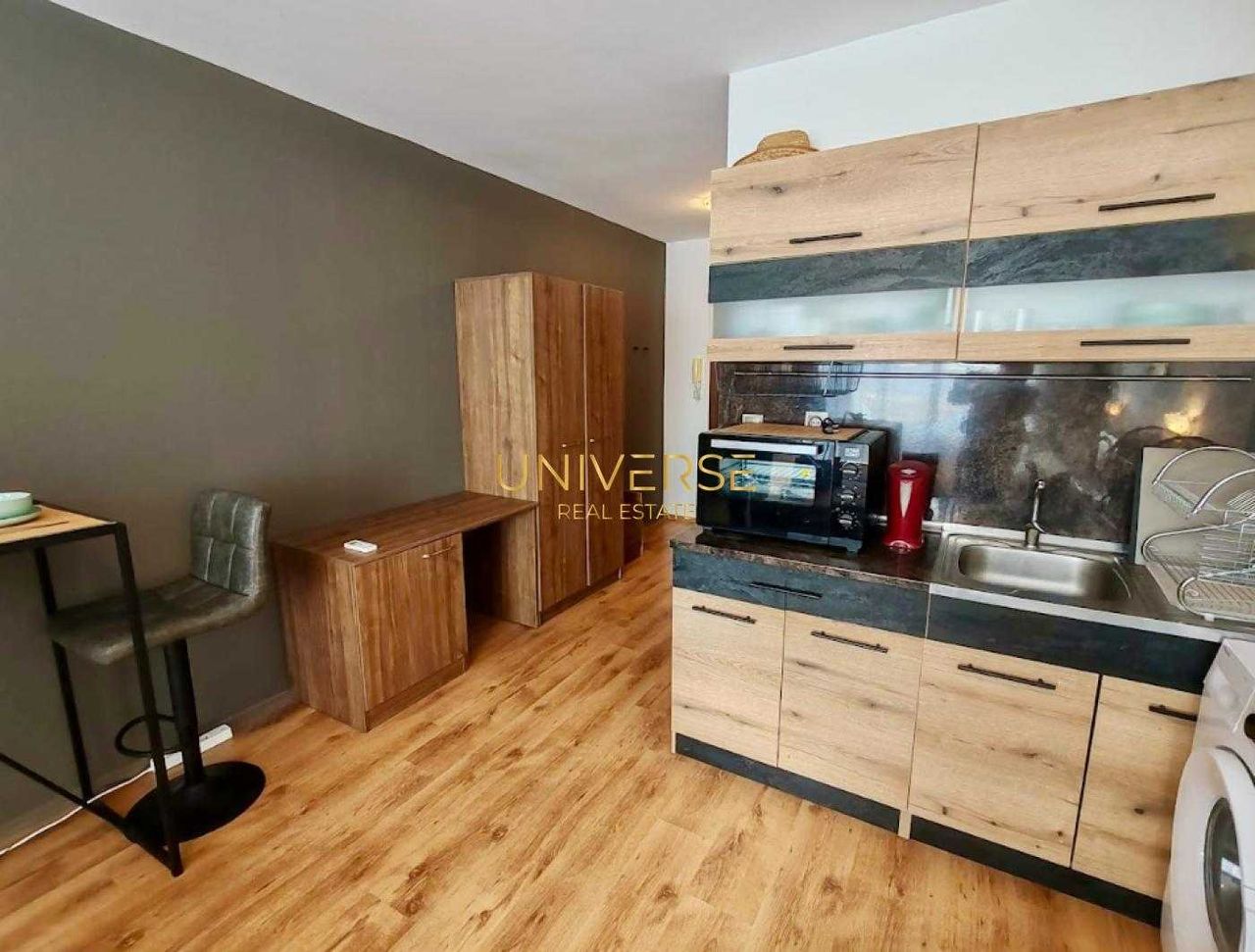 Продава се Едностаен апартамент в Свети Влас - 40 кв.м за 1320 €/кв.м - Снимка #1