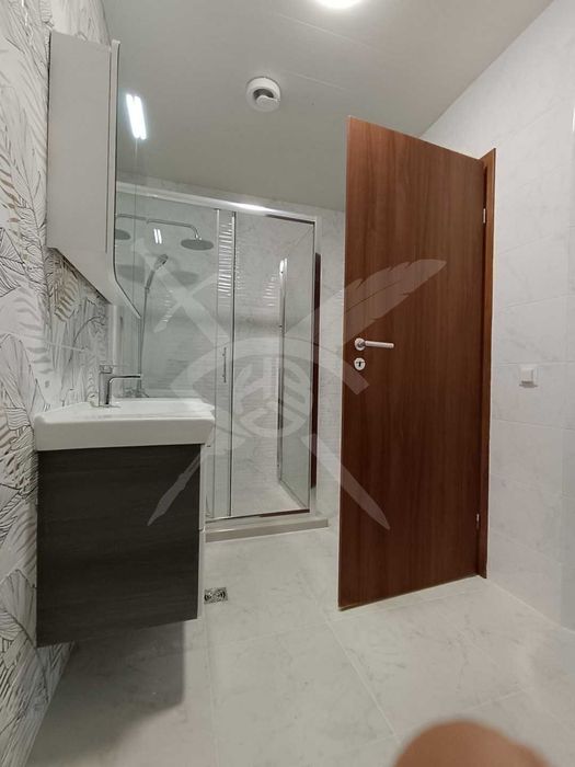 Продава се Тристаен апартамент в Варна, м-т Траката - 121 кв.м за 1885 €/кв.м - Снимка #8