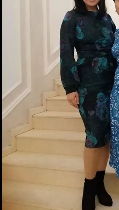 Продам красивое 3 д платье