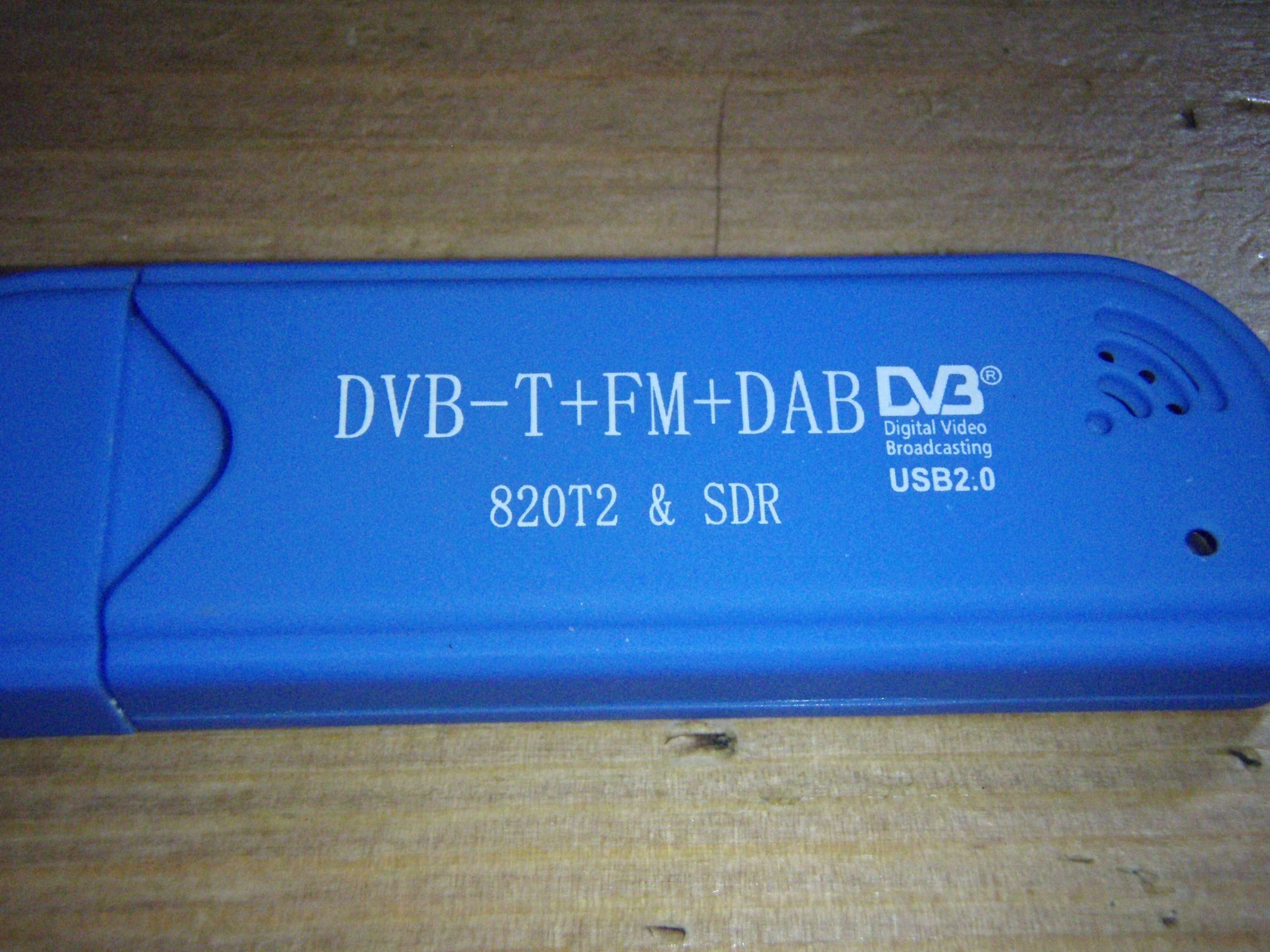 SDR radio DVB-T FM DAB 820T2 & 2832U + antena 3.5DBi, nou