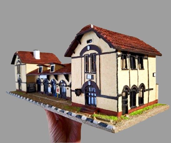 Продавам авторски бутиков модел на жп гара-колекционерски уникат