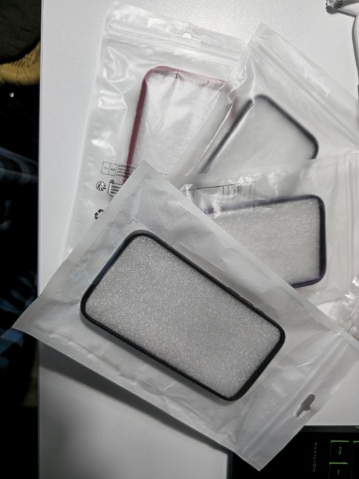 5 huse Silicon iPhone 15 PRO