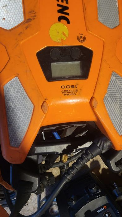 Mașina de legat Max 398s  Baterii Pellenc