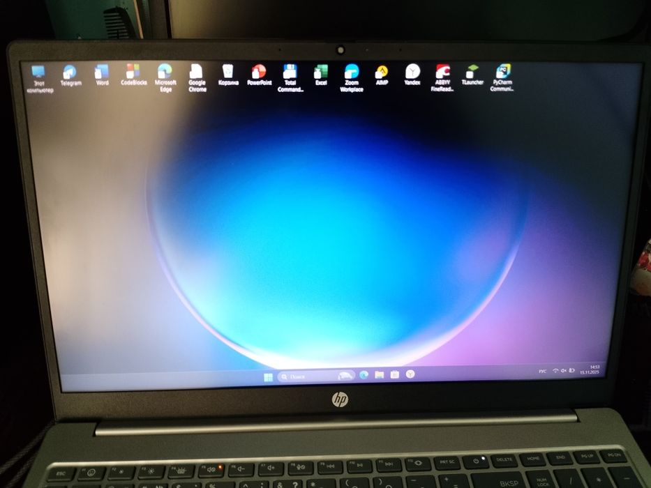 Noutbok core i5 8gb ram 512 xotira ish va dasturlash uchum
