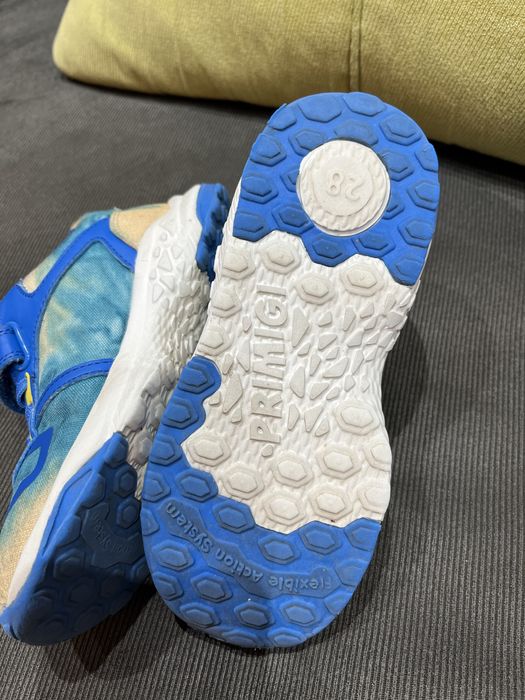 Маратонки primigi 28-ми номер