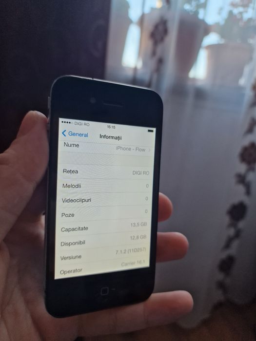 iPhone 4 16GB – Funcțional, perfect pentru colecționari