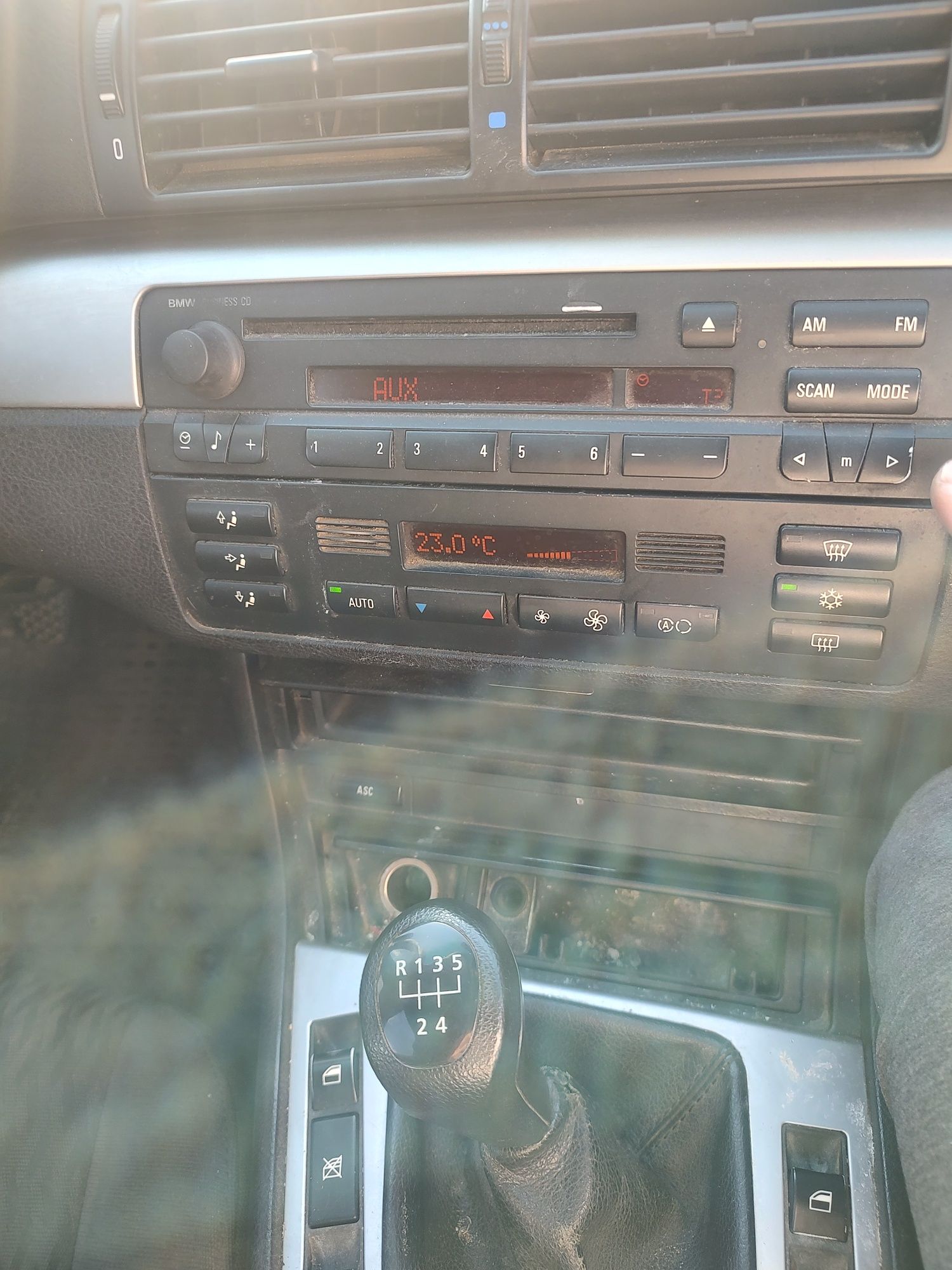 Бизнес cd за бмв е46 със aux