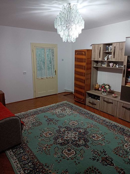Vand casa in satul Tampa.