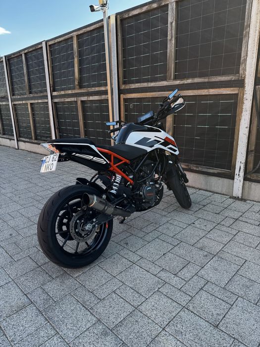 ktm duke 125cc BMW Honda Kawasaki Yamaha