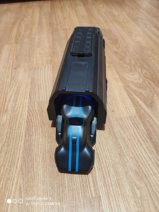 Camion cu telecomanda Midnight Comander