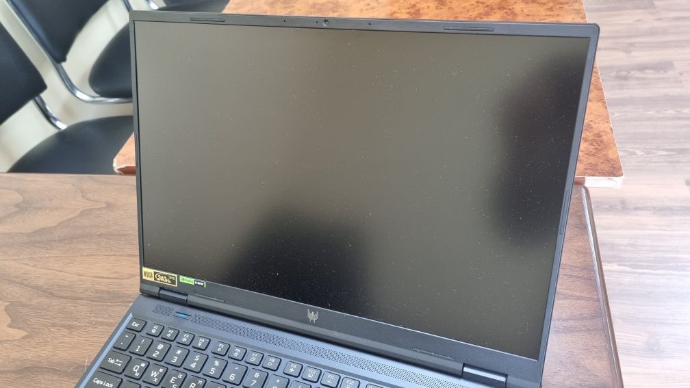 Acer predator helios 16