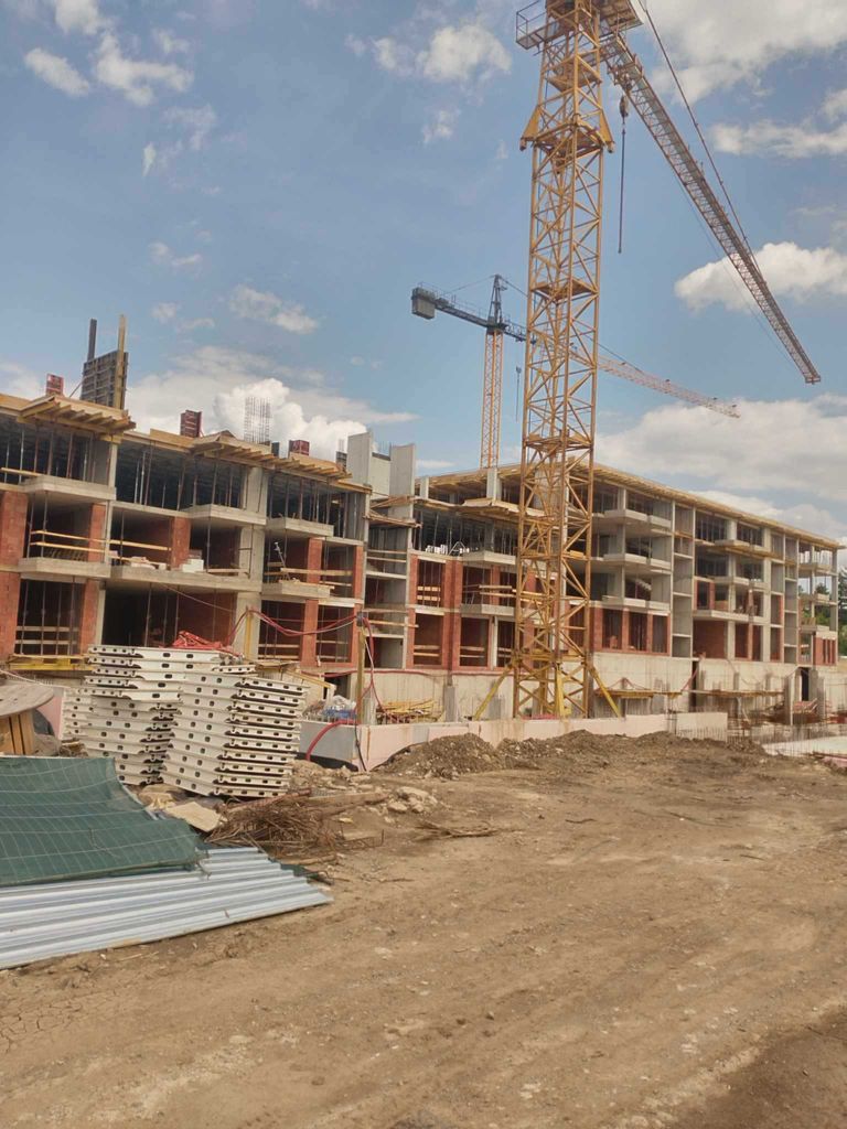Продава се Двустаен апартамент в София, Малинова долина - 75 кв.м за 2107 €/кв.м - Снимка #5
