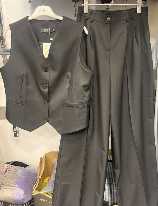 Женская одежда.