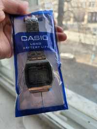 Наручные часы Casio