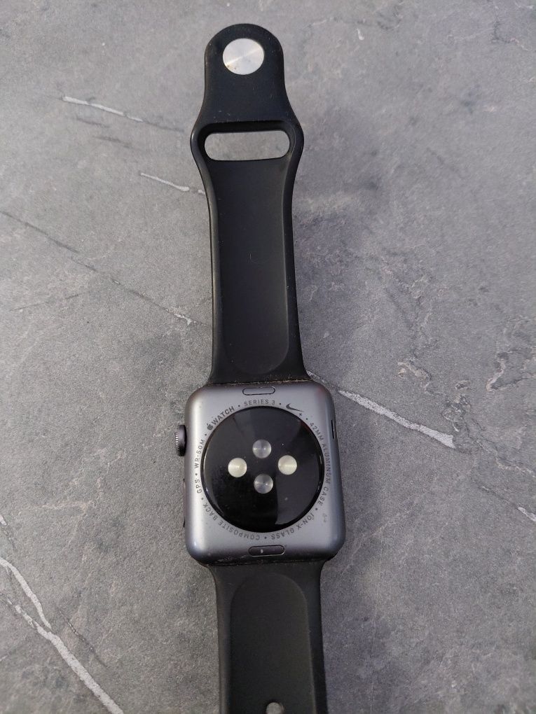 Apple watch series 3 Nike edition