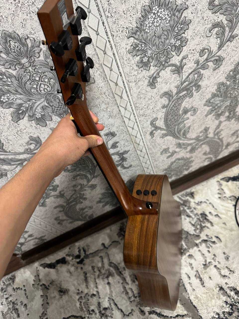 Акустическая гитара Holati zo’r bonusiga chixol qlib beriladi .- 250 $