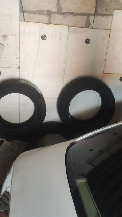 Продам комплект новых летних шин kapsen  225/55/17