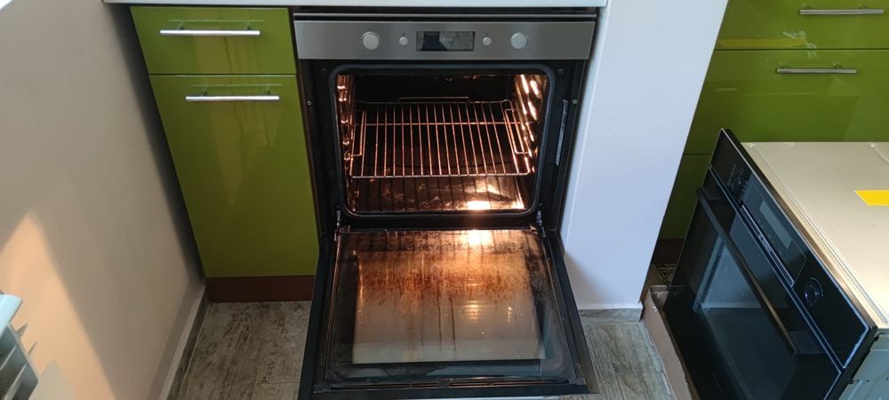 Фурна за вграждане с пиролиза whirlpool