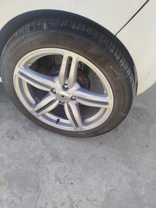 17 lik balon.  Xolati alo