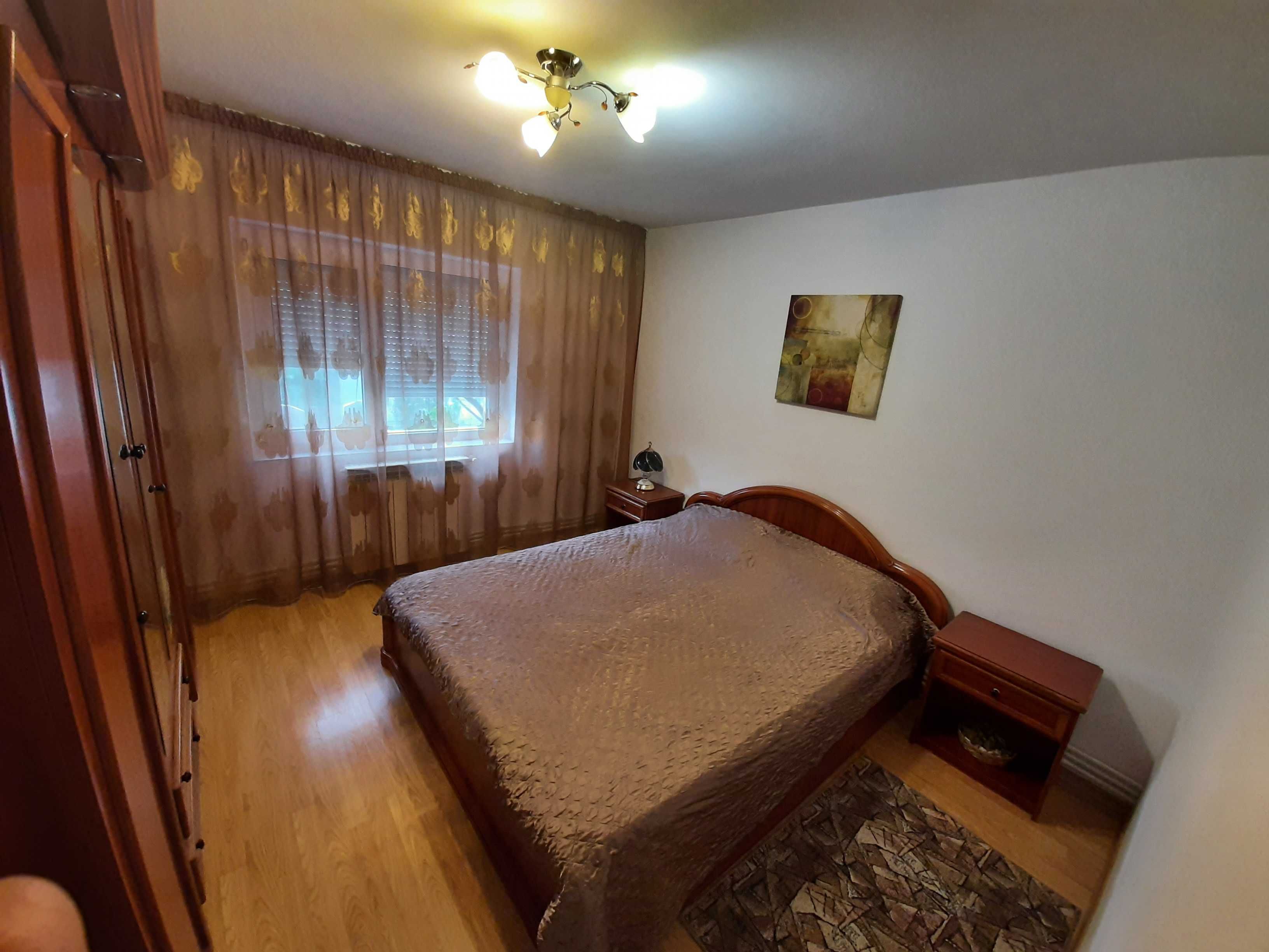 Inchiriez ap 2 cam 52mp, decomandat, et 3/4, rondou Doja cu Saligny