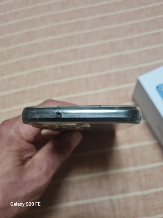 Honor x6 4RAMI cu cutie
