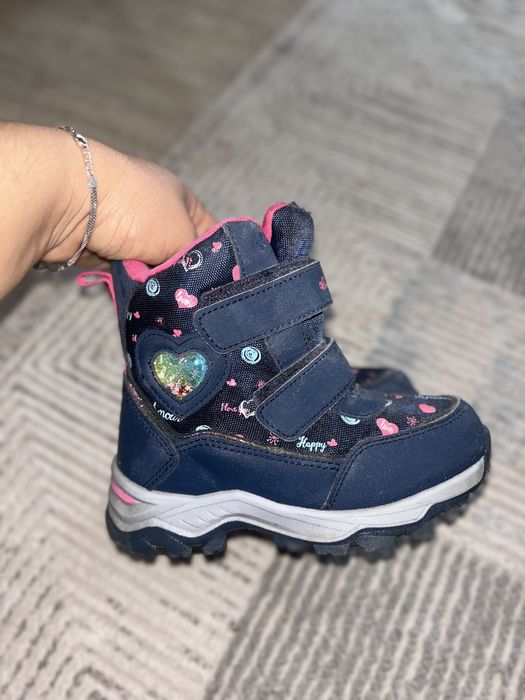 Детская обувь два вида