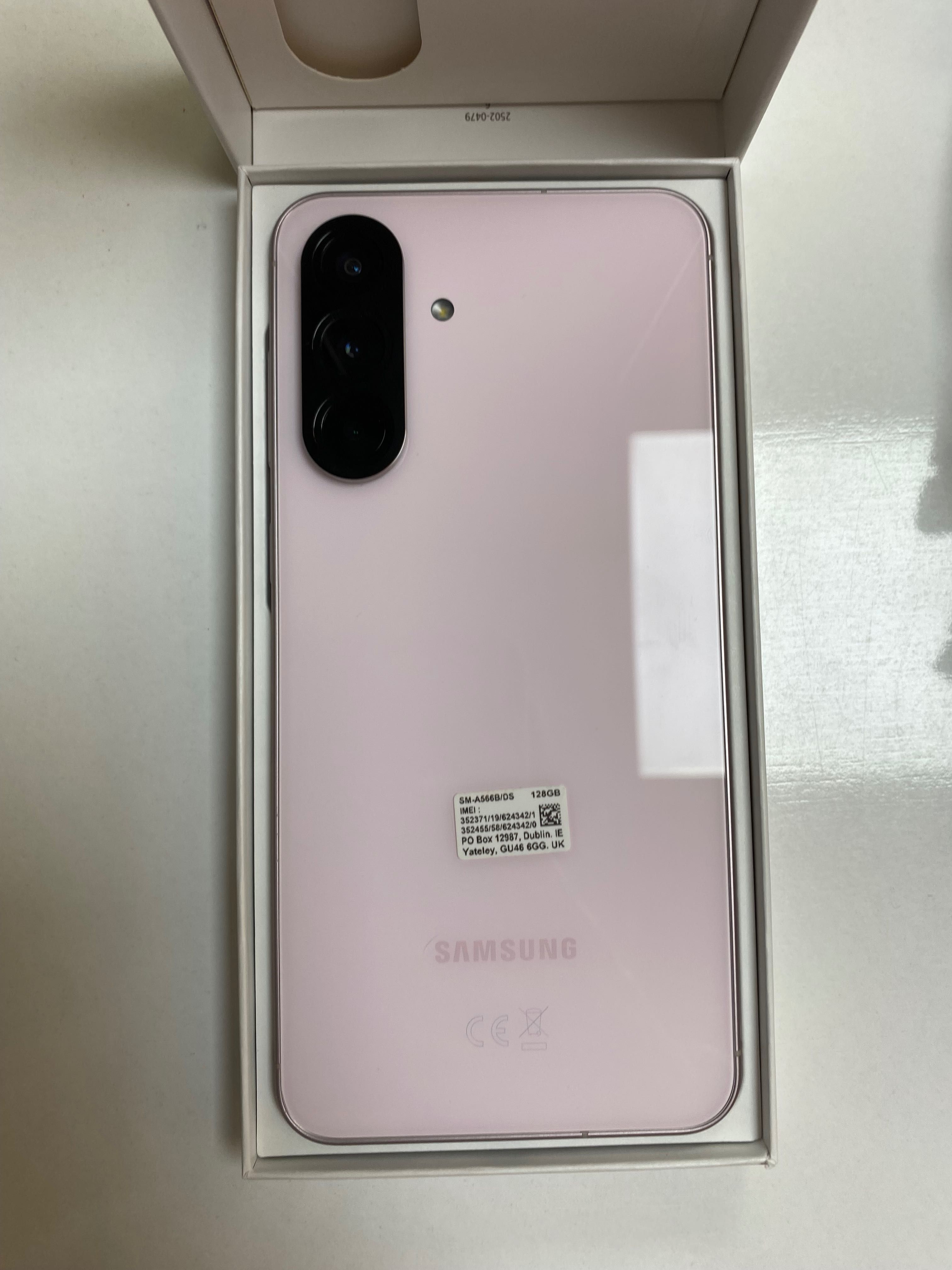 Чисто Нов Samsung Galaxy A56 128GB