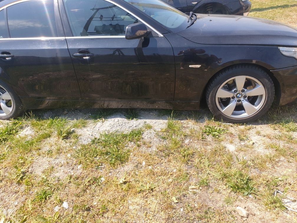 Dezmembrez bmw e60 2.2 benzină volan stânga an 2005