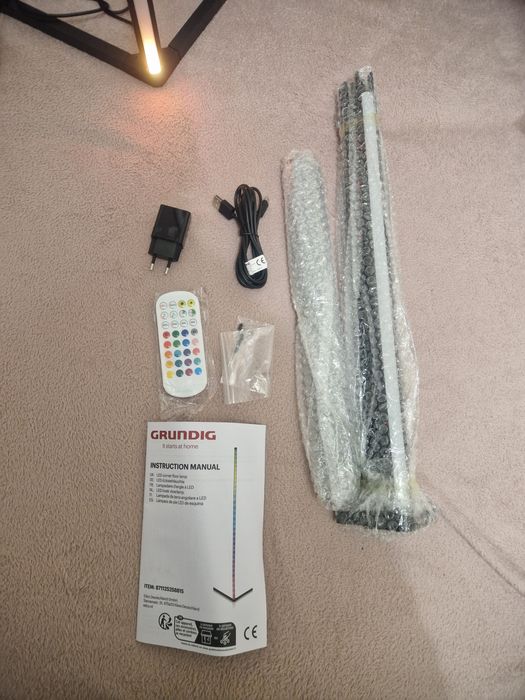 RGB подови пури Grundig 140 см.