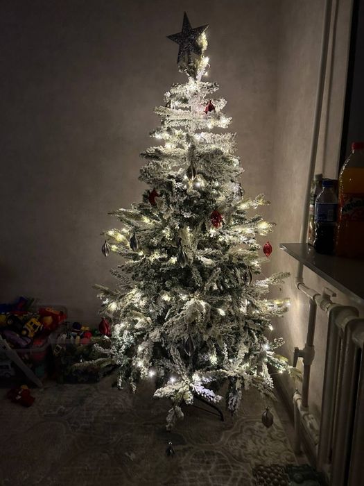 Елка 180 см заснежная в стиле натуральной немецкой елки