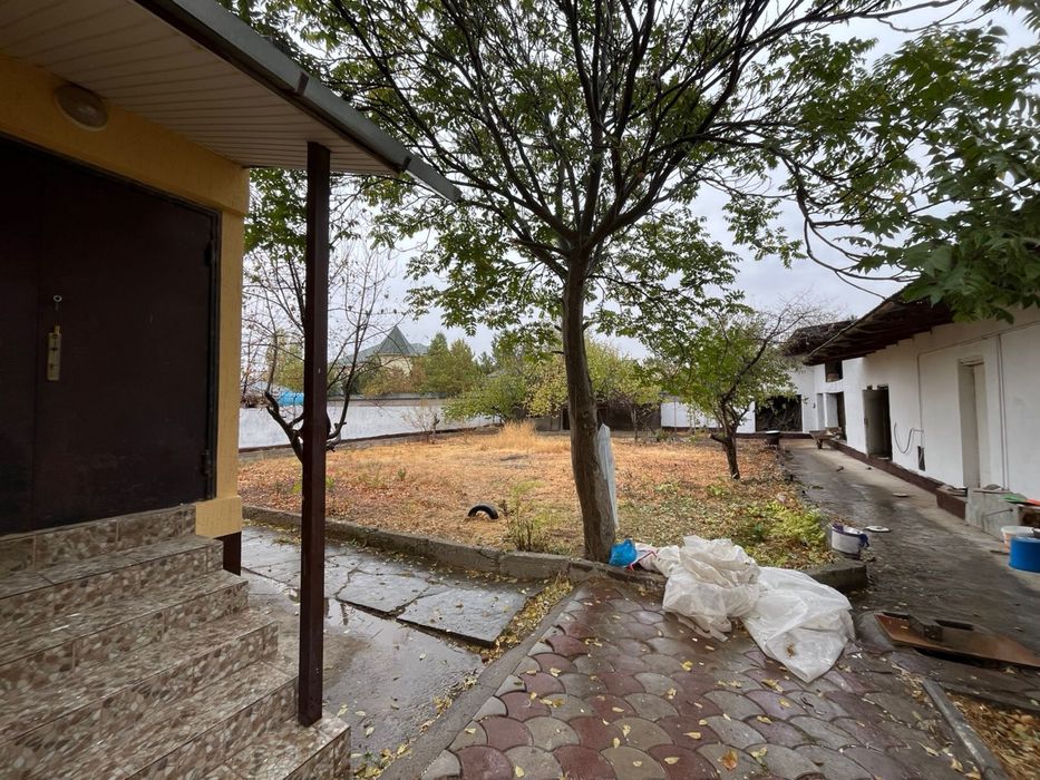 Продаётся двухэтажный дом