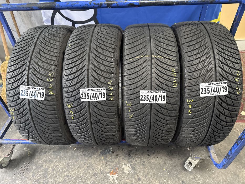 235/40/19 Michelin M+S
